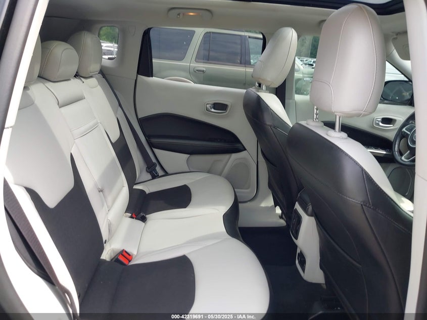 2019 JEEP COMPASS SUN AND WHEEL FWD - 3C4NJCBB7KT832430