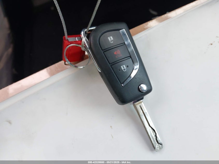 2023 TOYOTA RAV4 VIN: JTMLWRFV6PD203044