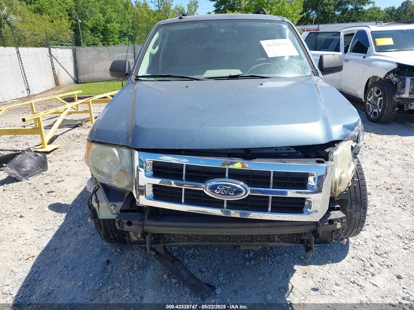 2011 FORD ESCAPE VIN: 1FMCU0D73BKC28084