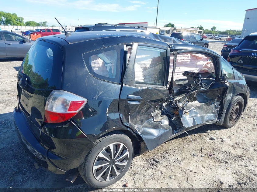 2013 HONDA FIT - JHMGE8H31DC020158
