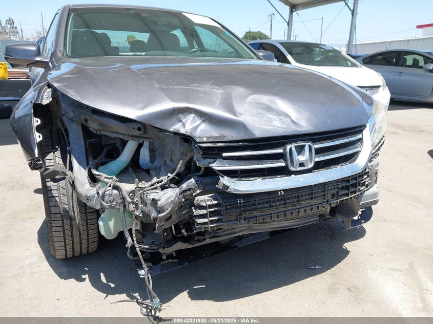 2013 HONDA ACCORD VIN: 1HGCR3F97DA046789