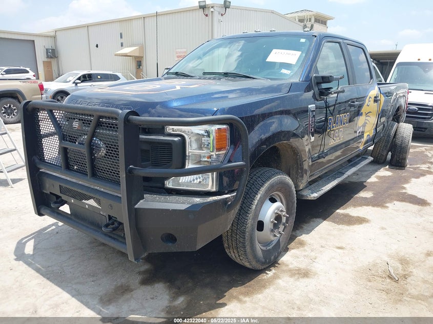 1FT8W3DN5NEE81592 2022 FORD F350 photo no. 2