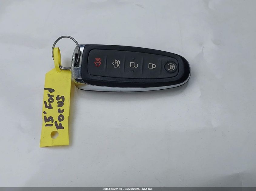 2015 Ford Focus Titanium VIN: 1FADP3J28FL380815 Lot: 42322150