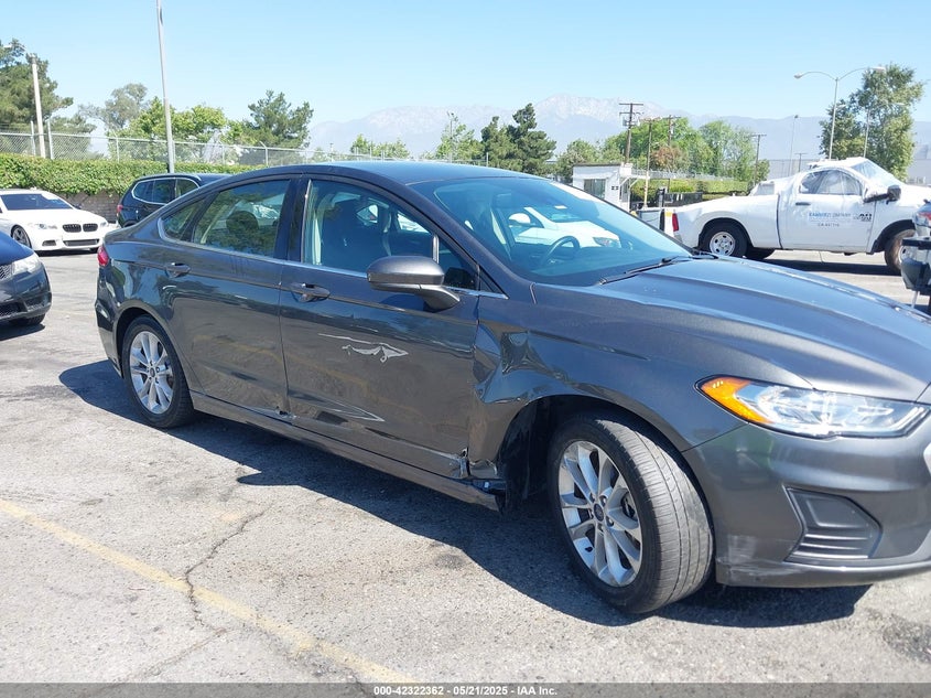 2019 FORD FUSION VIN: 3FA6P0HDXKR200406