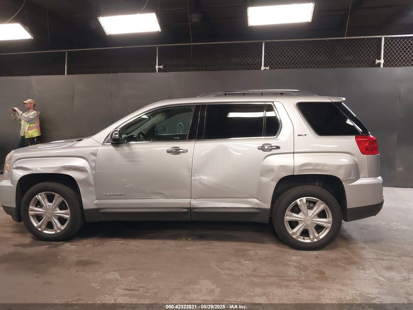 2017 GMC TERRAIN SLT - 2GKFLUE30H6232780