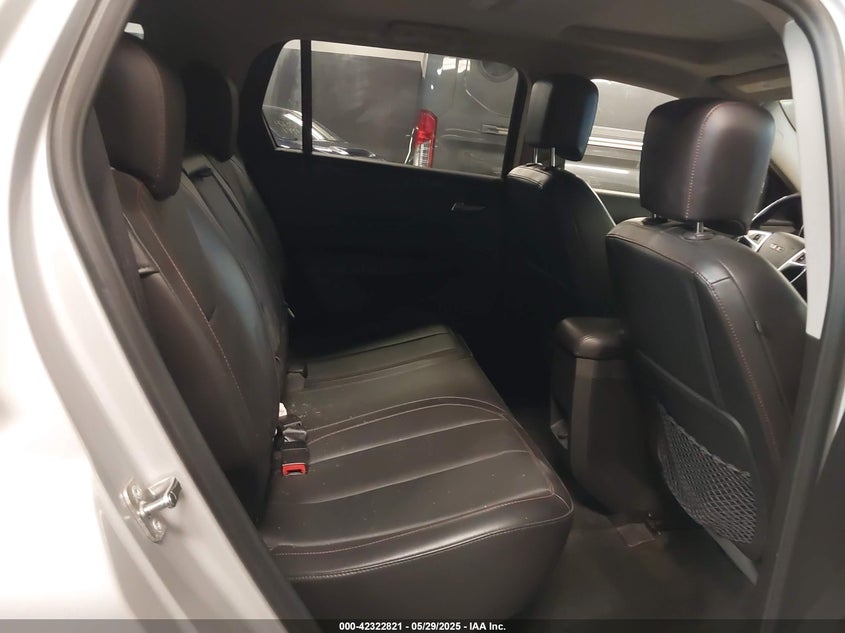 2017 GMC TERRAIN SLT - 2GKFLUE30H6232780