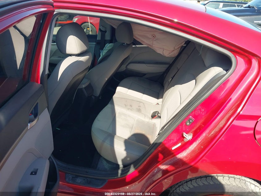 2020 HYUNDAI ELANTRA SE KMHD74LF3LU989117