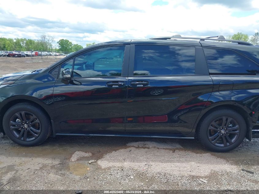 2025 Toyota Sienna - 5TDCSKFCXSS156213