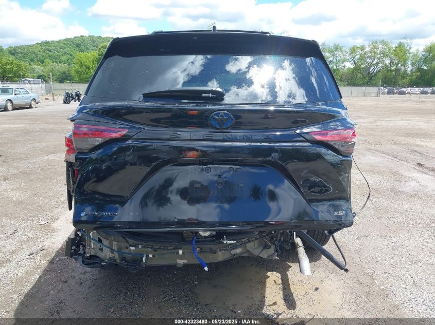 2025 Toyota Sienna - 5TDCSKFCXSS156213
