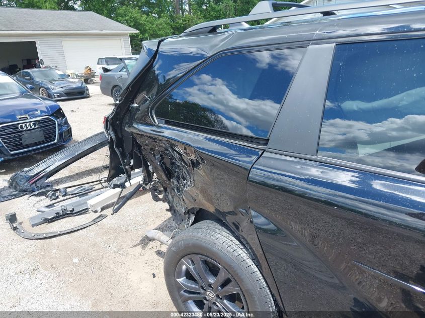 2025 Toyota Sienna - 5TDCSKFCXSS156213