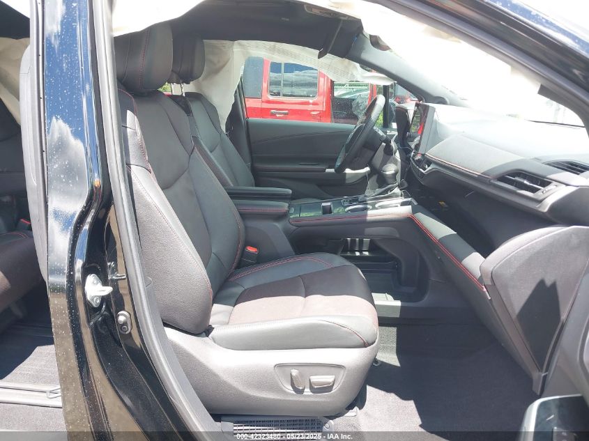 2025 Toyota Sienna - 5TDCSKFCXSS156213