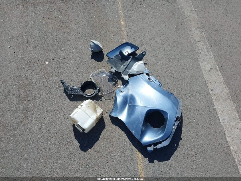 2014 TOYOTA RAV4 LIMITED - JTMYFREV8ED031989