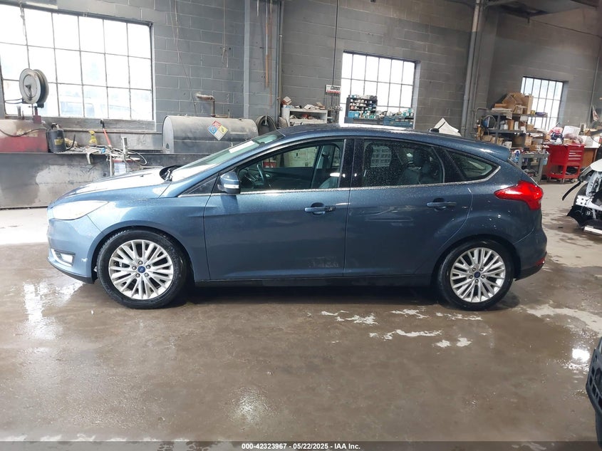 2018 FORD FOCUS VIN: 1FADP3N29JL242428