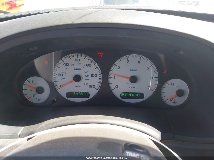 2004 Dodge Caravan Sxt VIN: 1D4GP45R04B577925 Lot: 42324322