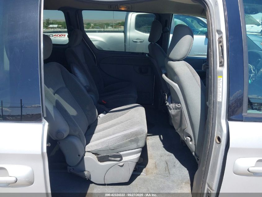 2004 Dodge Caravan Sxt VIN: 1D4GP45R04B577925 Lot: 42324322