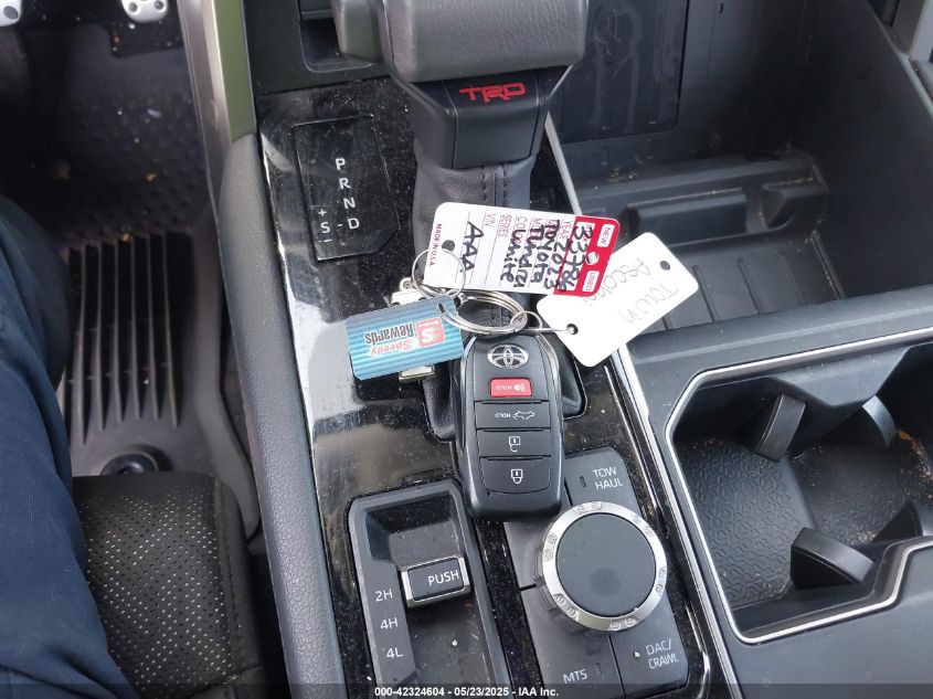 2023 Toyota Tundra - 5TFJC5DBXPX037076