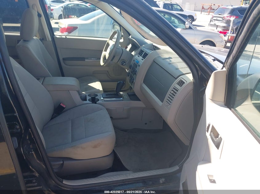 2011 FORD ESCAPE VIN: 1FMCU9DG3BKC01794