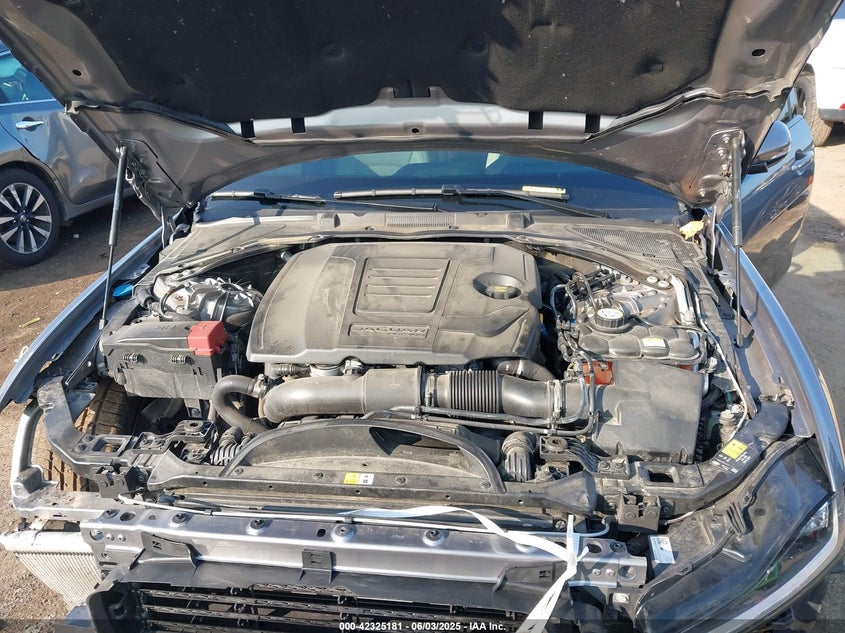 2020 JAGUAR XE S RWD AUTOMATIC - SAJAE4FX6LCP63646