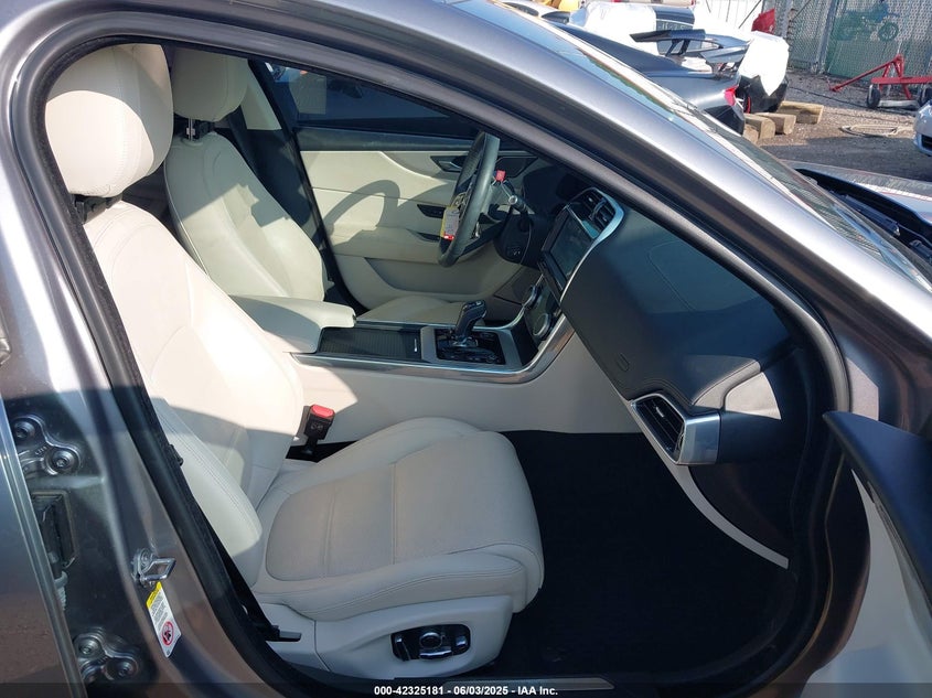 2020 JAGUAR XE S RWD AUTOMATIC - SAJAE4FX6LCP63646