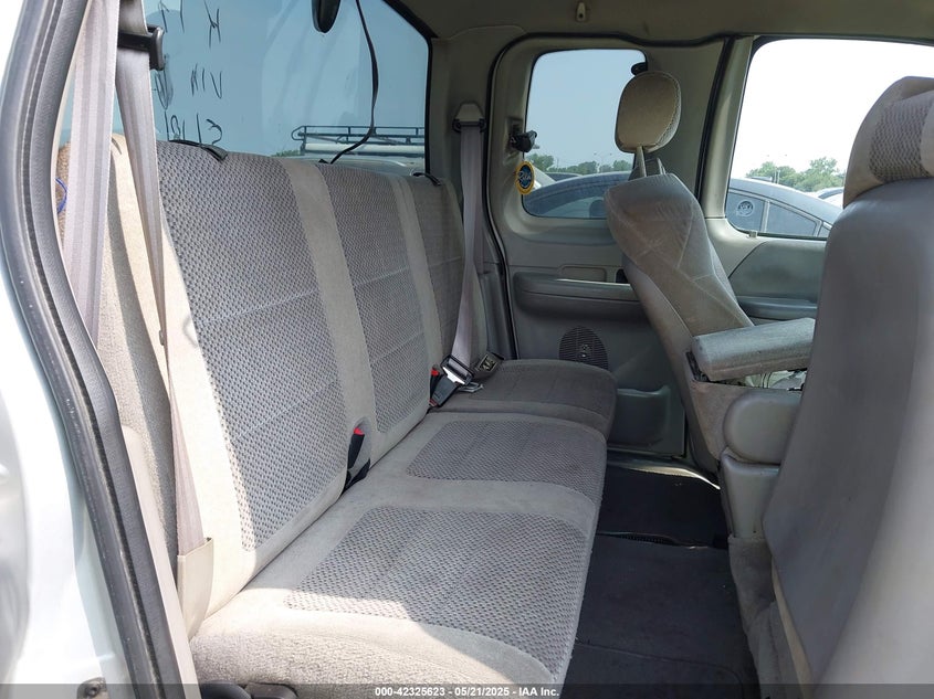 2002 Ford F-150 Xl/Xlt VIN: 1FTRX17232NA16960 Lot: 42325623