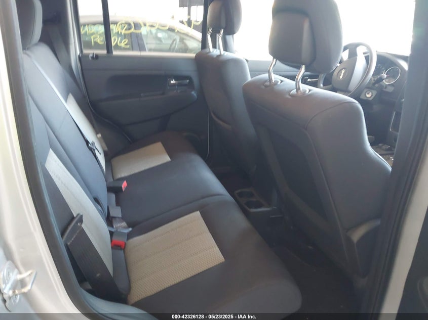 2010 JEEP LIBERTY VIN: 1J4PN2GK5AW166803