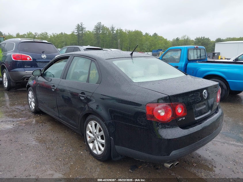 2010 VOLKSWAGEN JETTA VIN: 3VWRZ7AJXAM161335