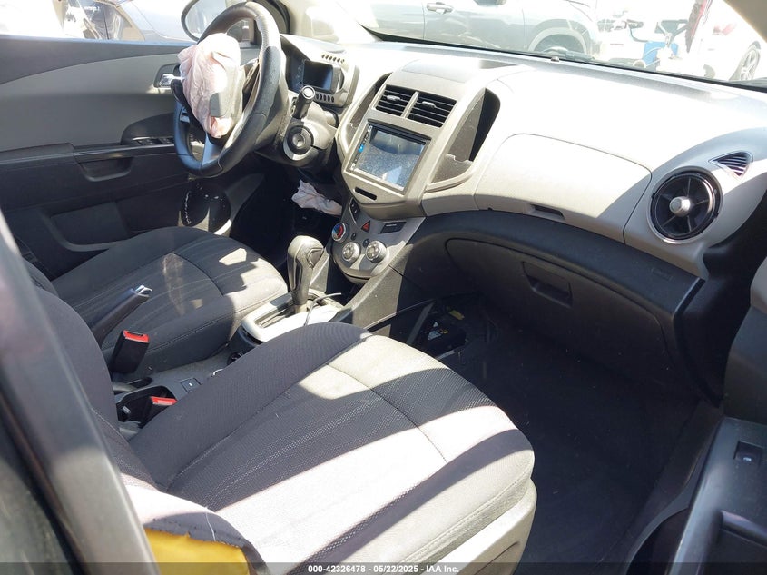 2015 CHEVROLET SONIC VIN: 1G1JC5SH1F4169630