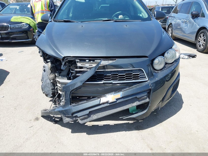 2015 CHEVROLET SONIC VIN: 1G1JC5SH1F4169630
