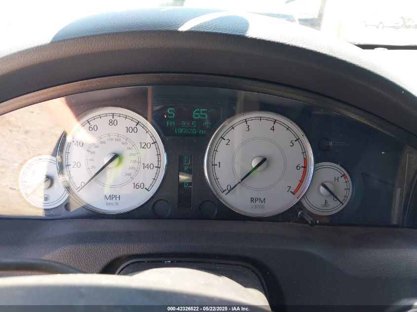 2005 Chrysler 300 VIN: 2C3JA43R15H665404 Lot: 42326522