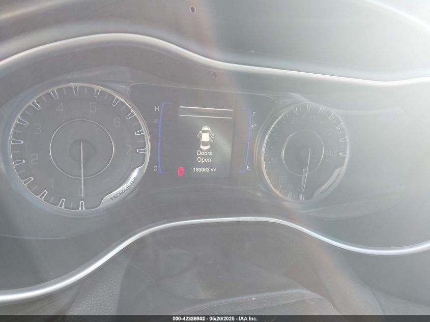 2017 Chrysler 200 Limited Platinum VIN: 1C3CCCABXHN508386 Lot: 42326942