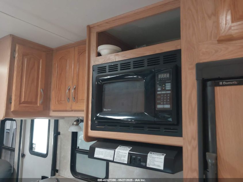 2004 Ford E-450 Cutaway Standard VIN: 1FDXE45S64HB44074 Lot: 42327356