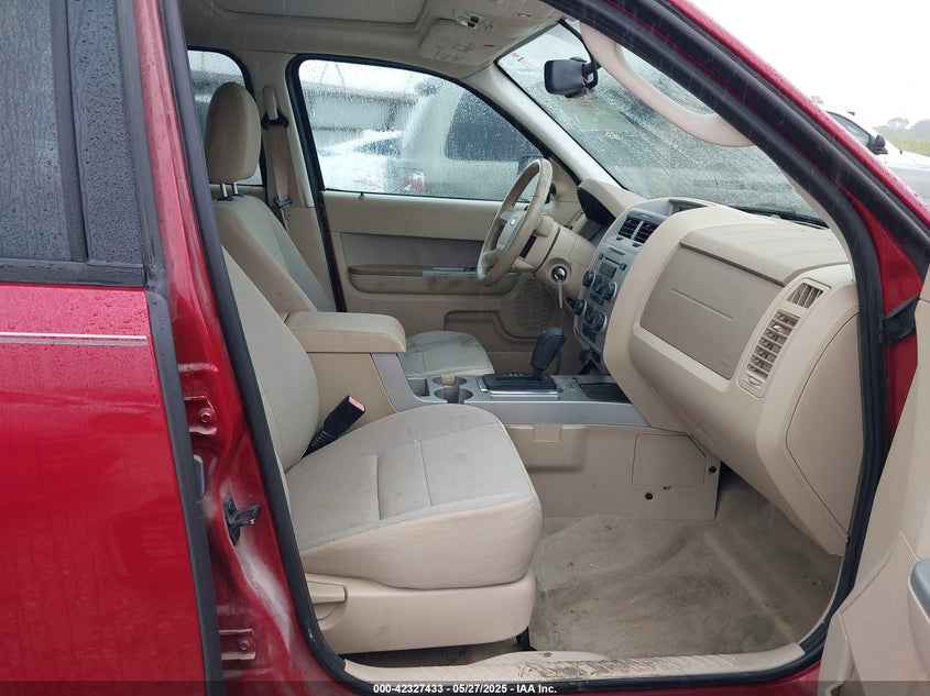2011 FORD ESCAPE VIN: 1FMCU9D7XBKB32540