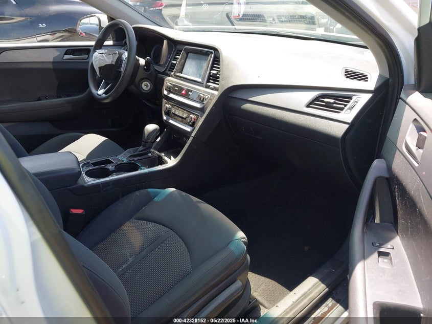 2019 HYUNDAI SONATA SE - 5NPE24AF7KH736238
