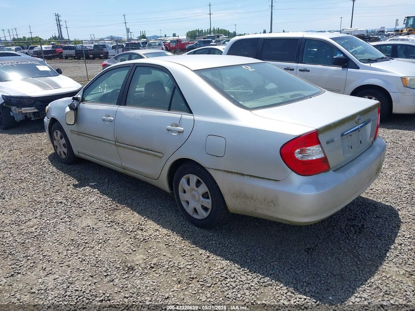 JTDBE32K120077585 2002 TOYOTA CAMRY photo no. 3