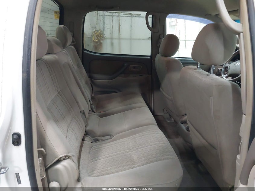 2005 Toyota Tundra Sr5 V8 VIN: 5TBDT44195S492771 Lot: 42329237