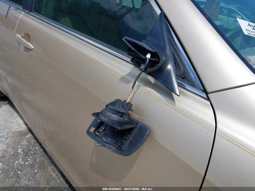 2010 Toyota Camry Le VIN: 4T1BF3EK2AU077414 Lot: 42329437