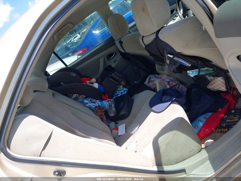 2010 Toyota Camry Le VIN: 4T1BF3EK2AU077414 Lot: 42329437