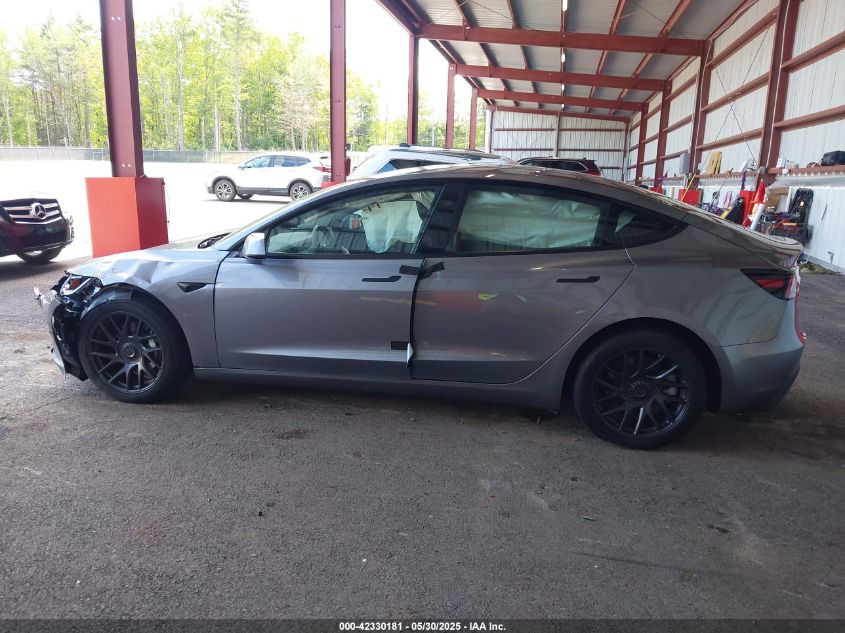 2025 Tesla Model 3 - 5YJ3E1EB4SF943771