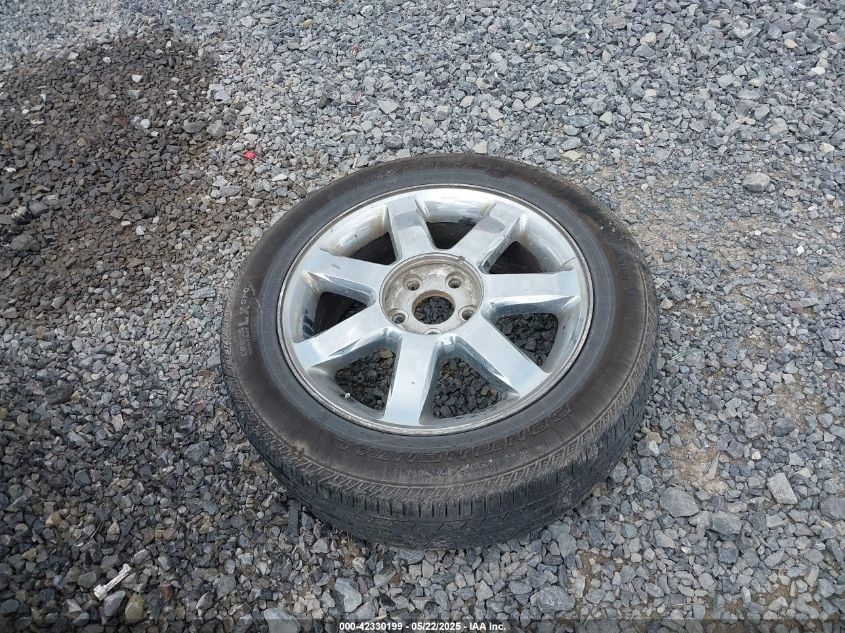 2008 Chrysler Pacifica Touring VIN: 2A8GM68X08R608988 Lot: 42330199