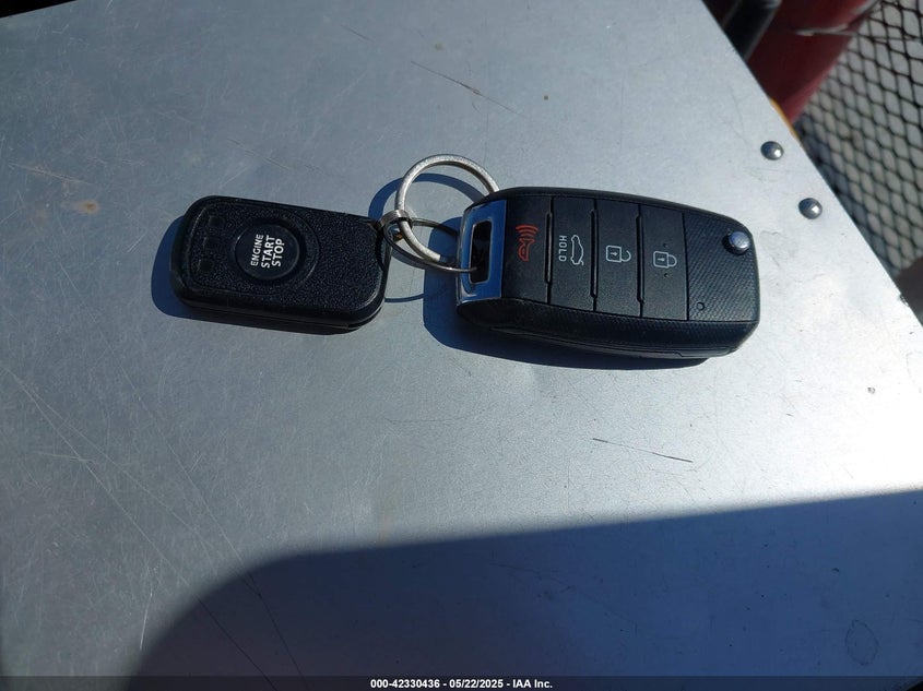 2015 KIA OPTIMA VIN: KNAGM4A79F5591993