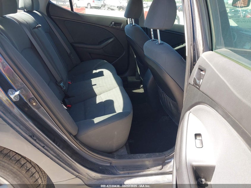 2015 KIA OPTIMA VIN: KNAGM4A79F5591993