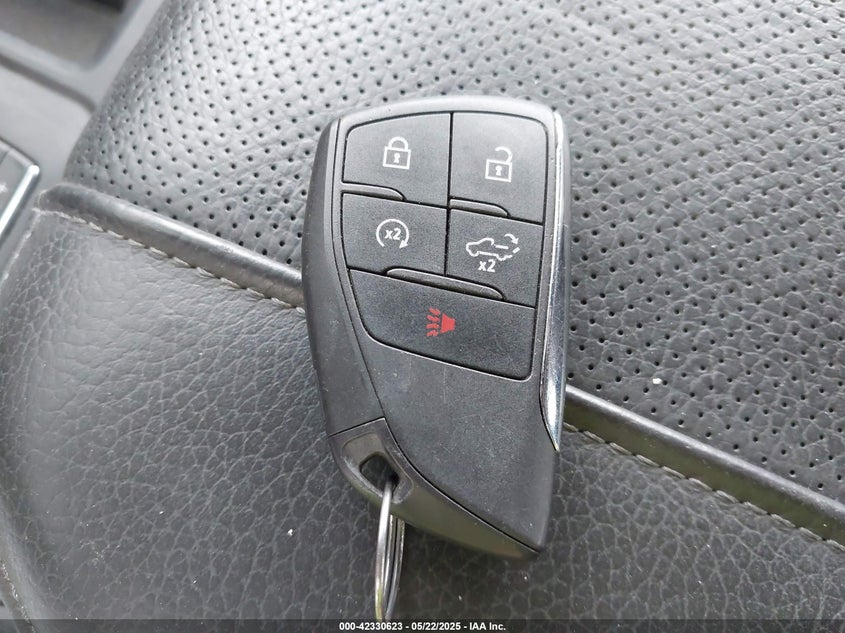 2023 GMC SIERRA 1500 4WD  SHORT BOX DENALI - 1GTUUGED7PZ270231