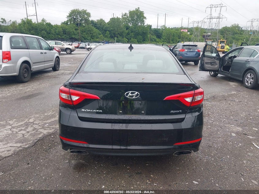 2017 HYUNDAI SONATA SPORT - 5NPE34AF7HH457894
