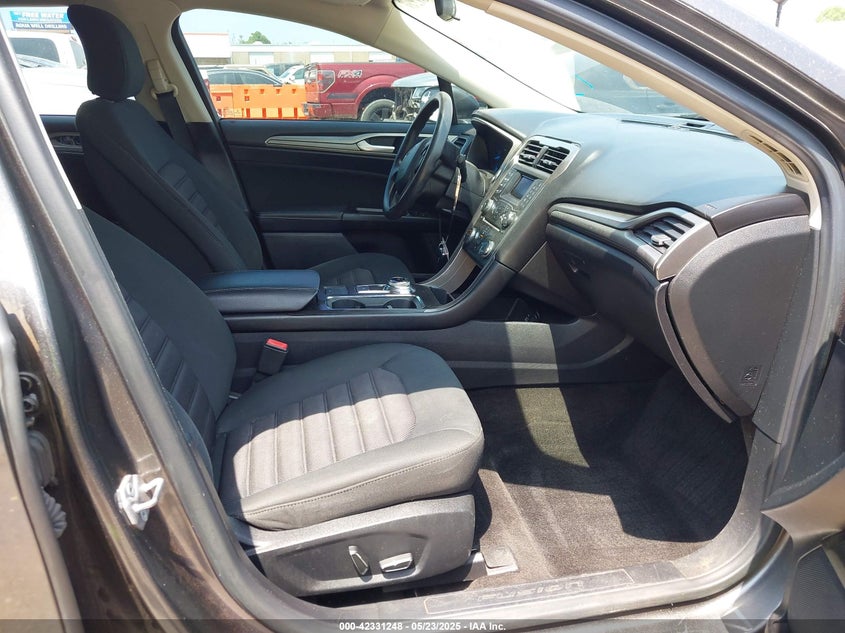 2017 FORD FUSION VIN: 3FA6P0H74HR349848