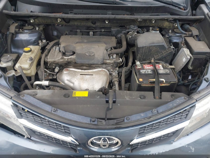 2013 TOYOTA RAV4 XLE - JTMRFREV2DD015936