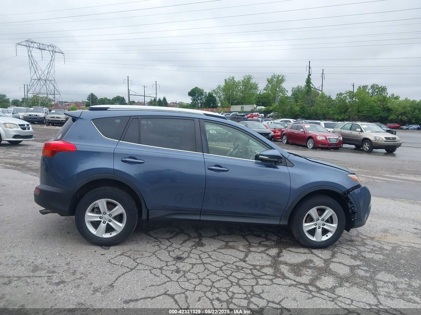 2013 TOYOTA RAV4 XLE - JTMRFREV2DD015936