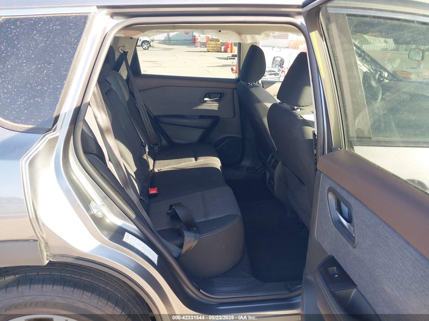 VIN 5N1BT3BA0PC845555 2023 NISSAN ROGUE SV FWD