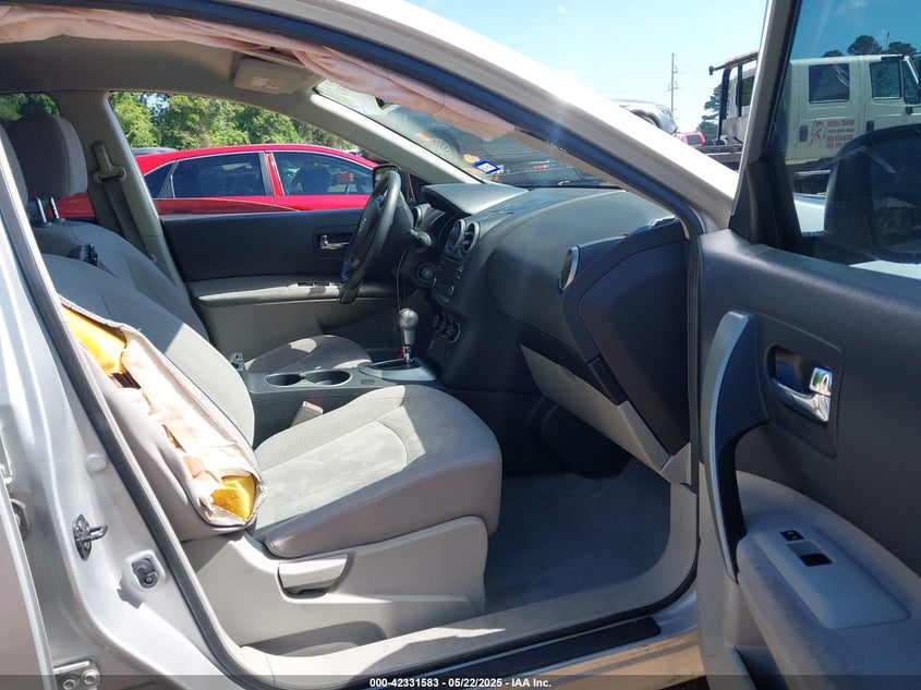 2014 NISSAN ROGUE SELECT S - JN8AS5MT5EW616625