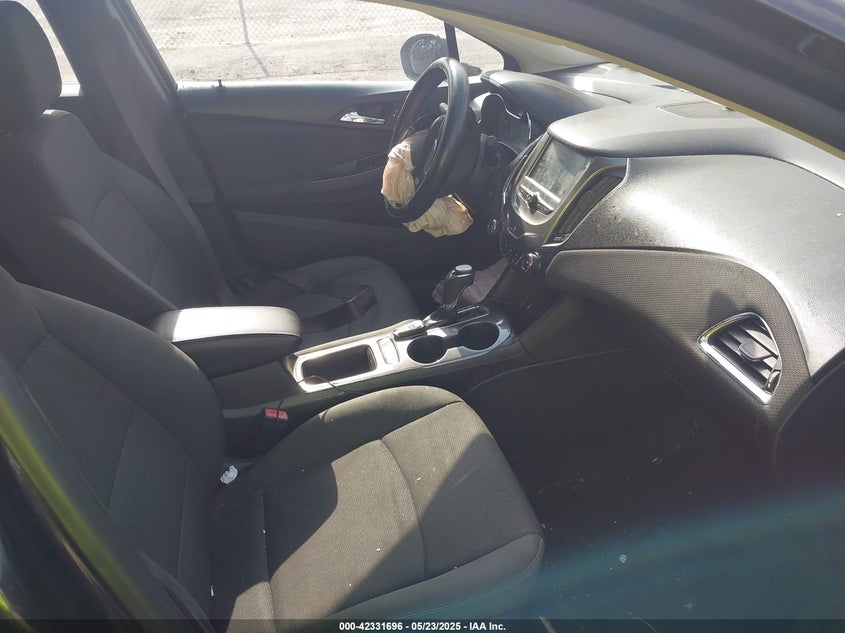 2017 CHEVROLET CRUZE LT - 1G1BE5SM0H7217888