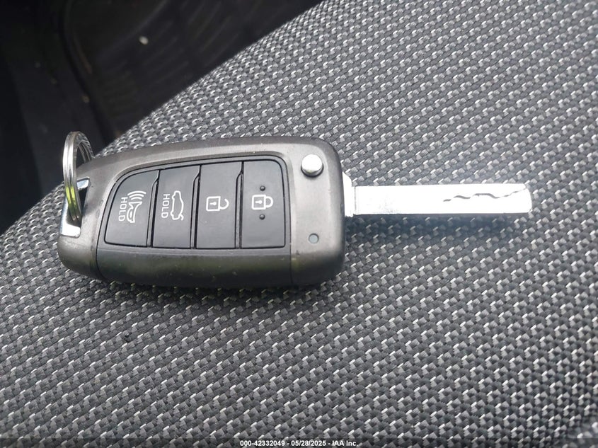 2019 HYUNDAI ACCENT VIN: 3KPC24A30KE066839
